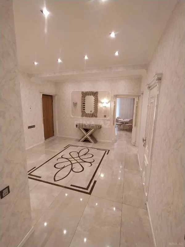 Kirayə verilir 3 otaqlı mənzil 145 m²