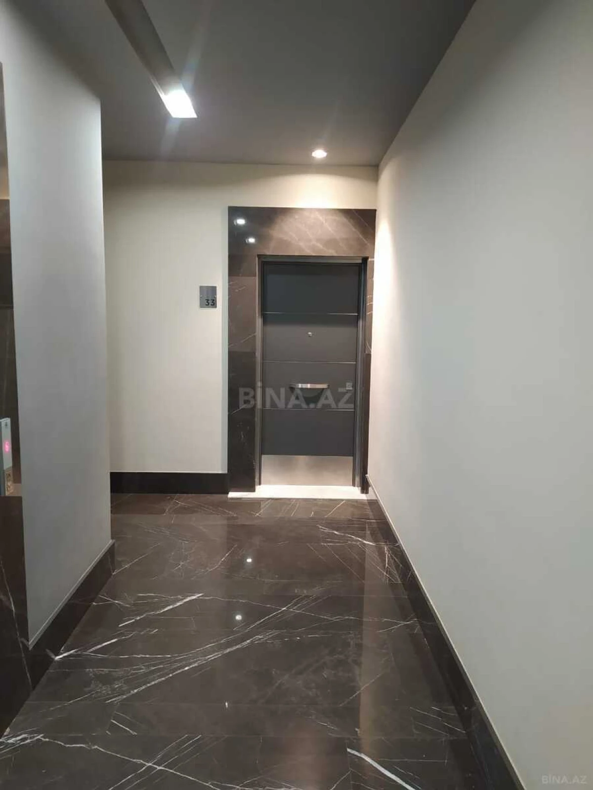 Kirayə verilir 3 otaqlı mənzil 145 m²