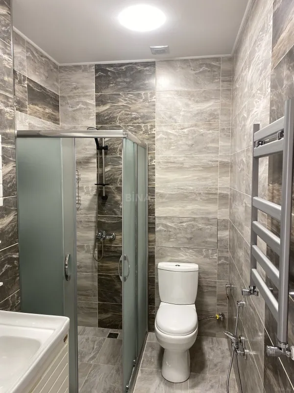 Satılır 1 otaqlı mənzil 58 m²