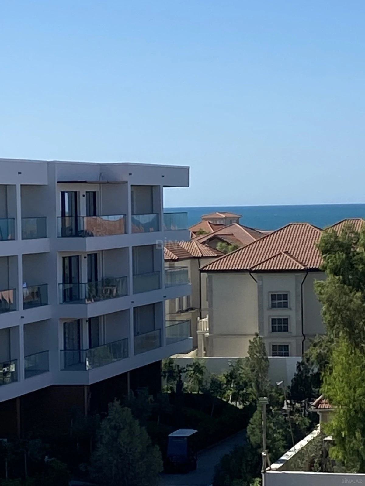 Satılır 1 otaqlı mənzil 58 m²