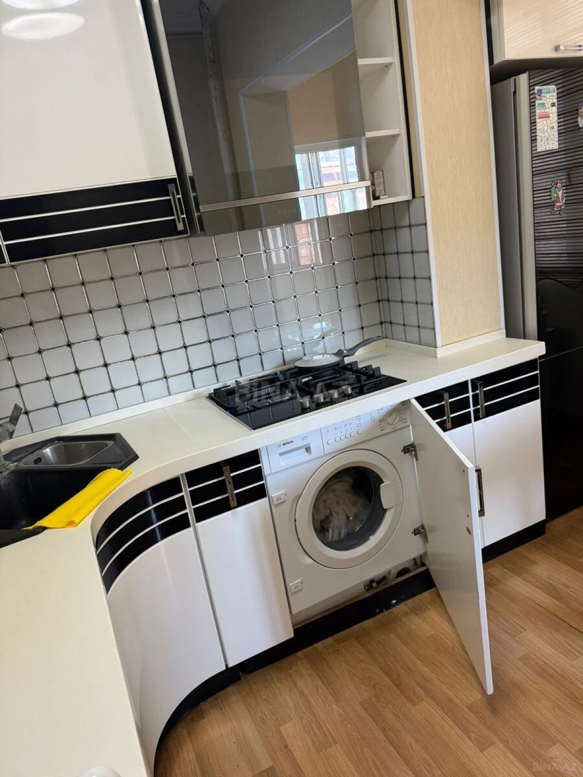 Kirayə verilir 2 otaqlı mənzil 45 m²