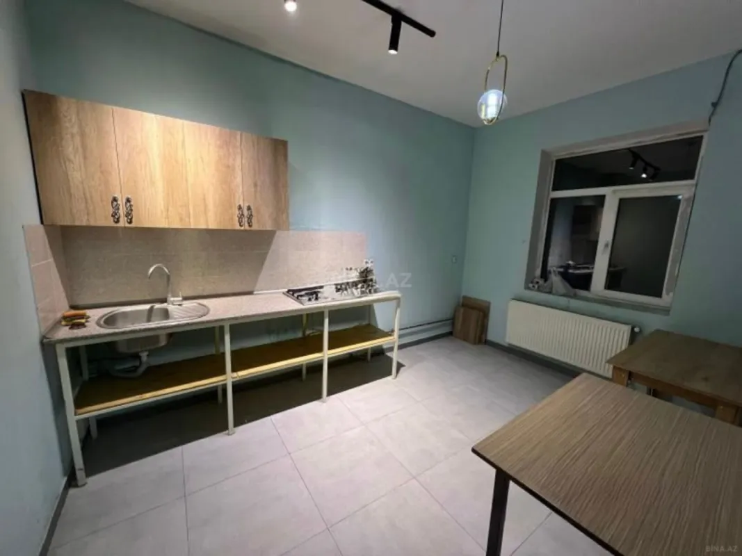 Kirayə verilir 10 otaqlı ofis 380 m²