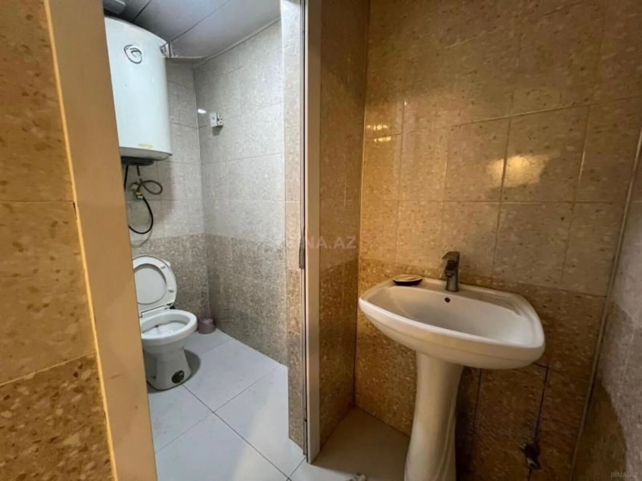 Kirayə verilir 10 otaqlı ofis 380 m²