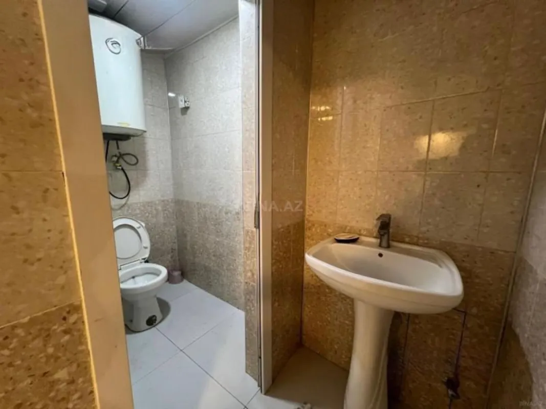 Kirayə verilir 10 otaqlı ofis 380 m²