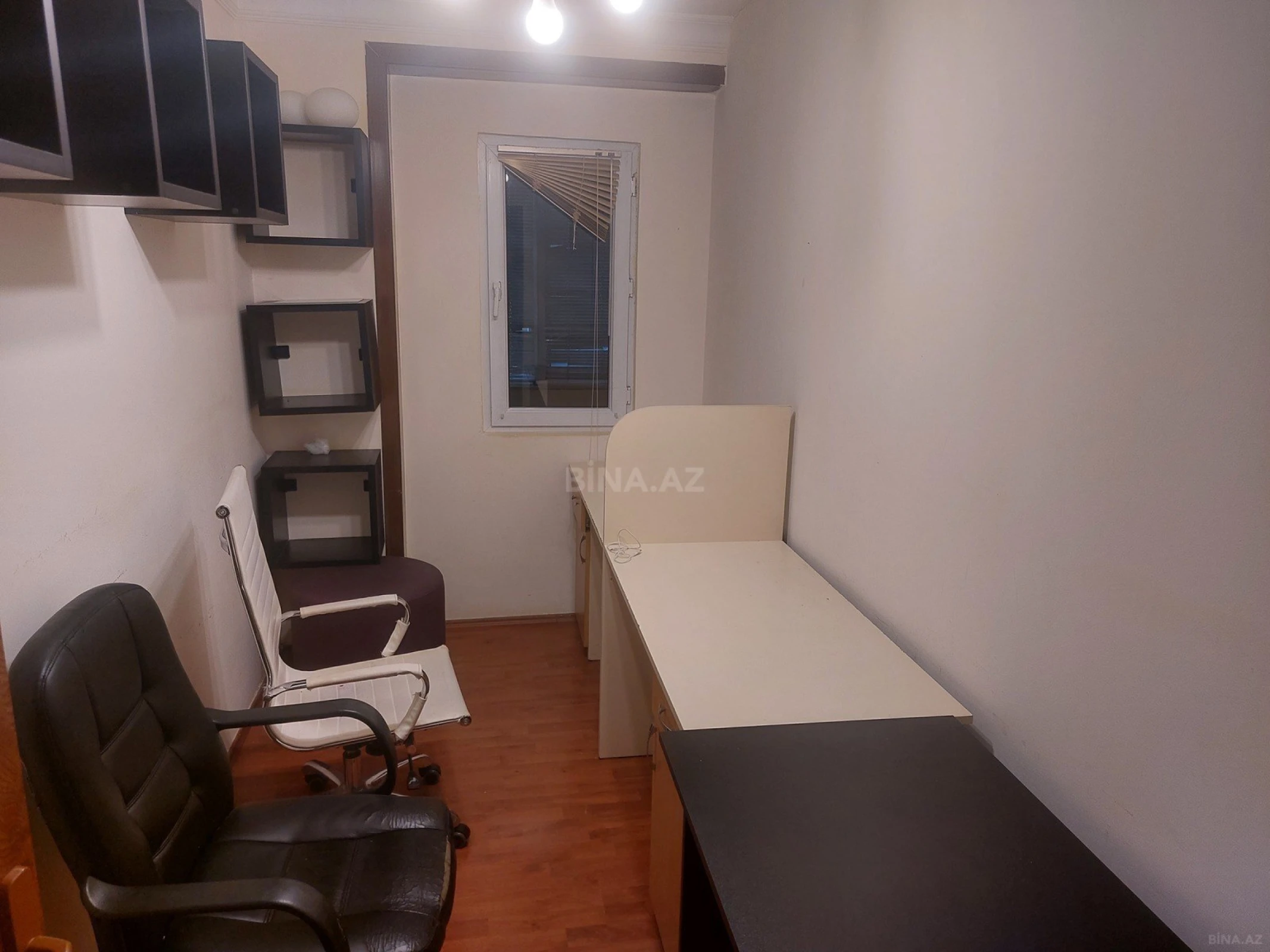 Kirayə verilir 3 otaqlı ofis 125 m²