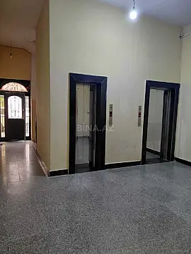 Satılır 4 otaqlı mənzil 170 m²