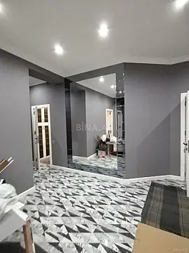 Satılır 4 otaqlı mənzil 176 m²