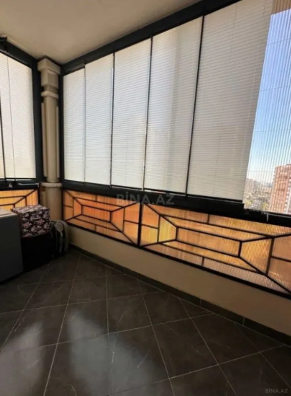 Satılır 3 otaqlı mənzil 115 m²