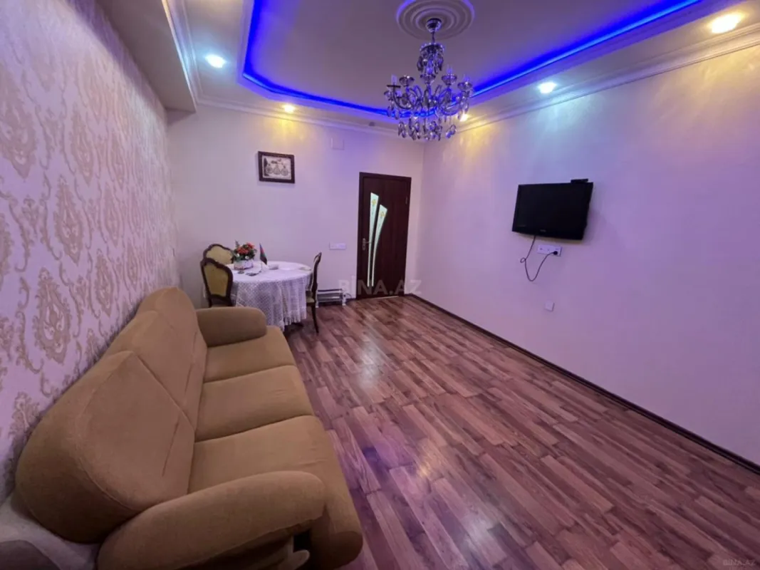 Satılır 2 otaqlı mənzil 71 m²