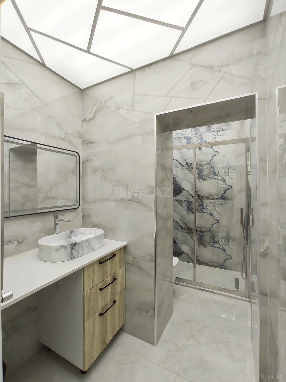 Satılır 3 otaqlı mənzil 87 m²