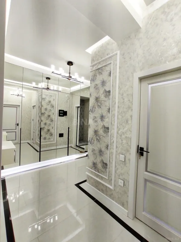 Satılır 3 otaqlı mənzil 87 m²