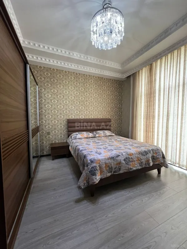 Kirayə verilir 2 otaqlı mənzil 64 m²