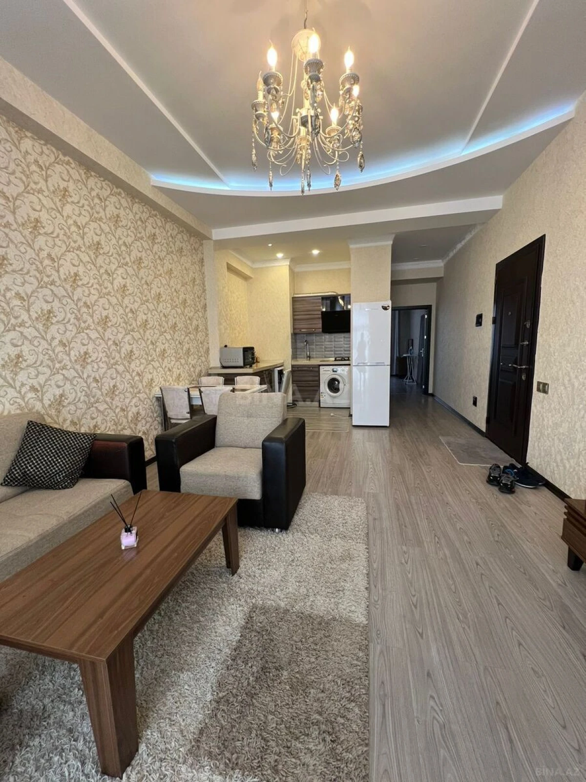 Kirayə verilir 2 otaqlı mənzil 64 m²