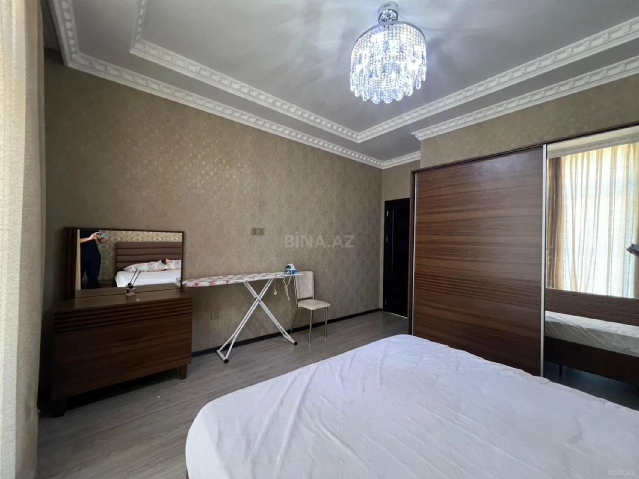 Kirayə verilir 2 otaqlı mənzil 64 m²