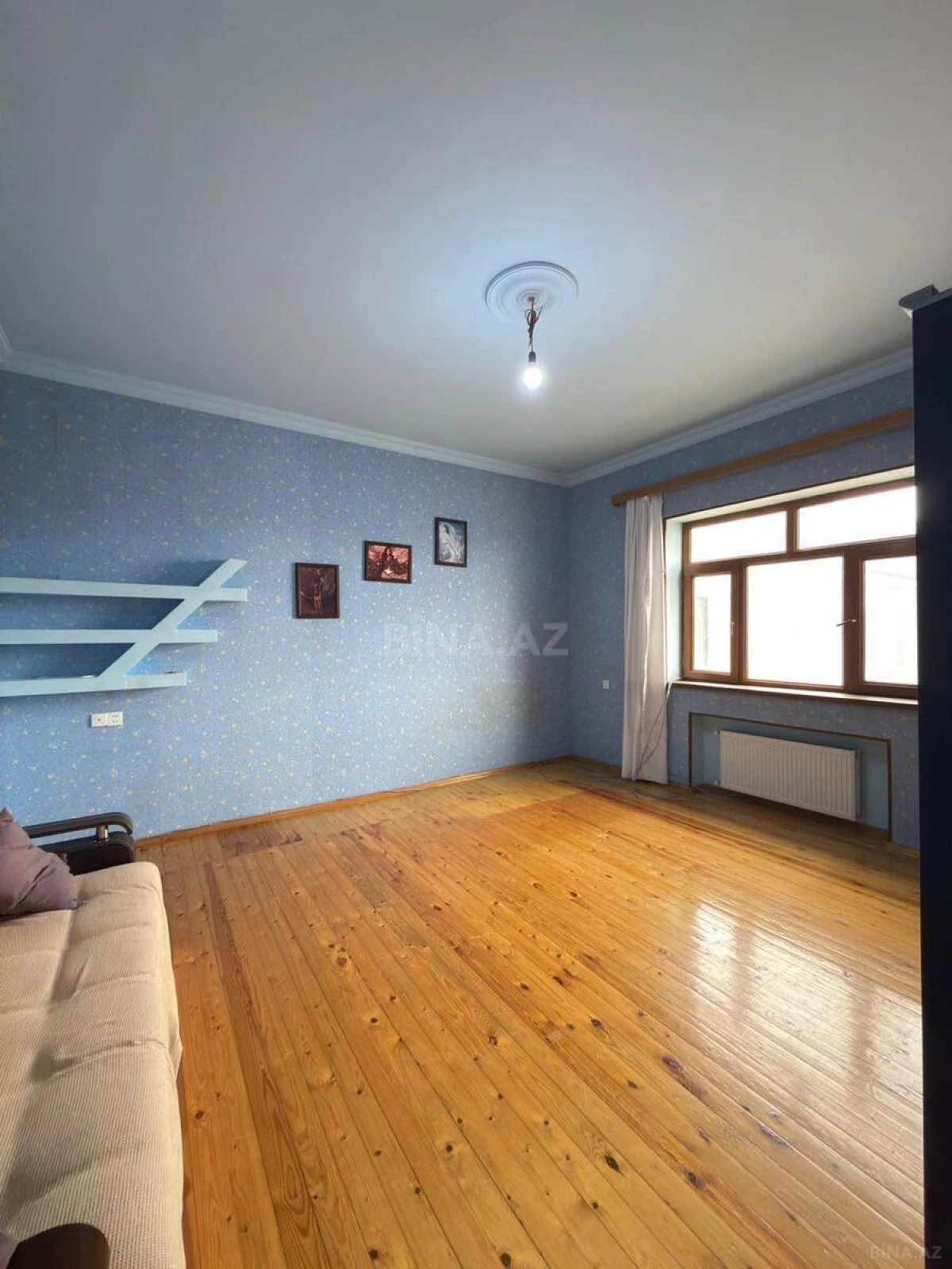 Satılır 7 otaqlı həyət evi 330 m²