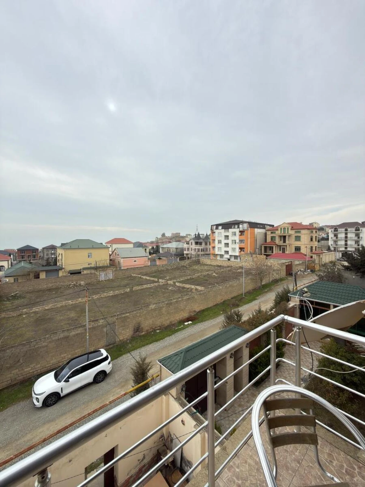 Satılır 7 otaqlı həyət evi 330 m²