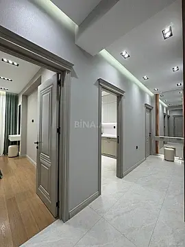 Satılır 2 otaqlı mənzil 77 m²