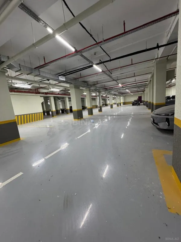 Satılır 3 otaqlı mənzil 110 m²