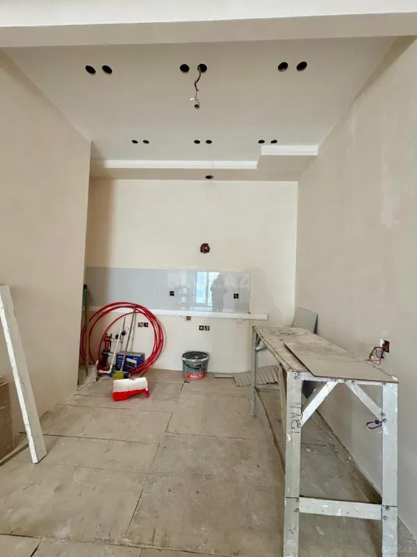 Satılır 3 otaqlı mənzil 110 m²