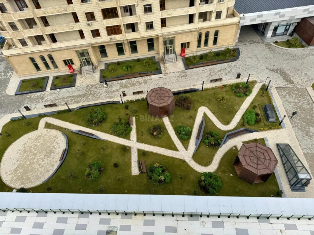 Satılır 3 otaqlı mənzil 110 m²