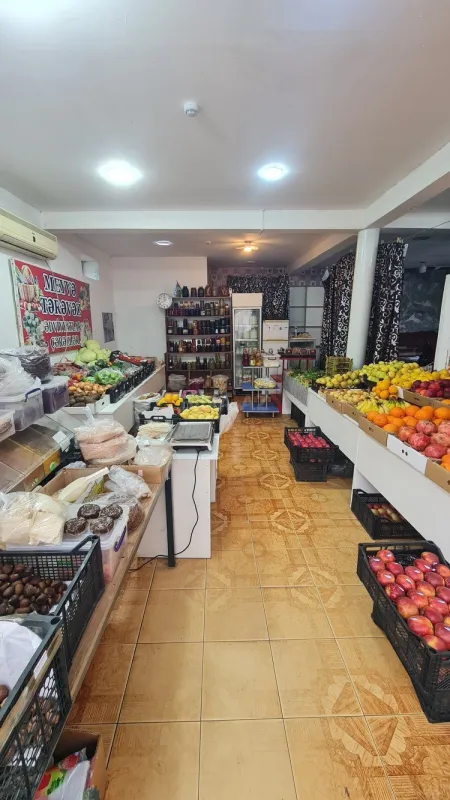 Kirayə verilir obyekt 80 m²