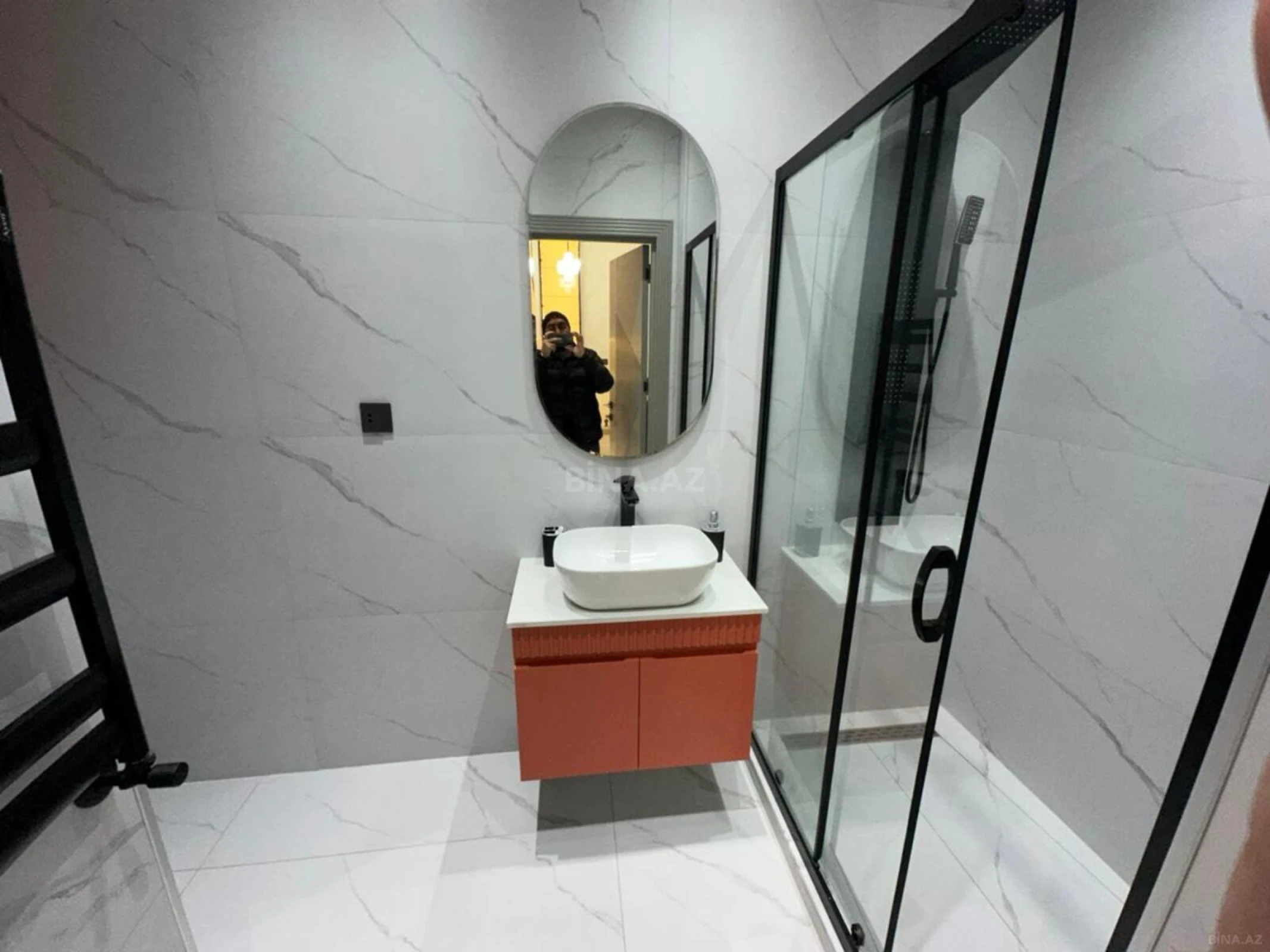 Kirayə verilir 2 otaqlı mənzil 80 m²