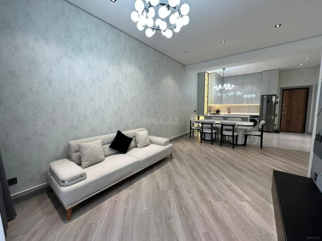 Kirayə verilir 2 otaqlı mənzil 80 m²