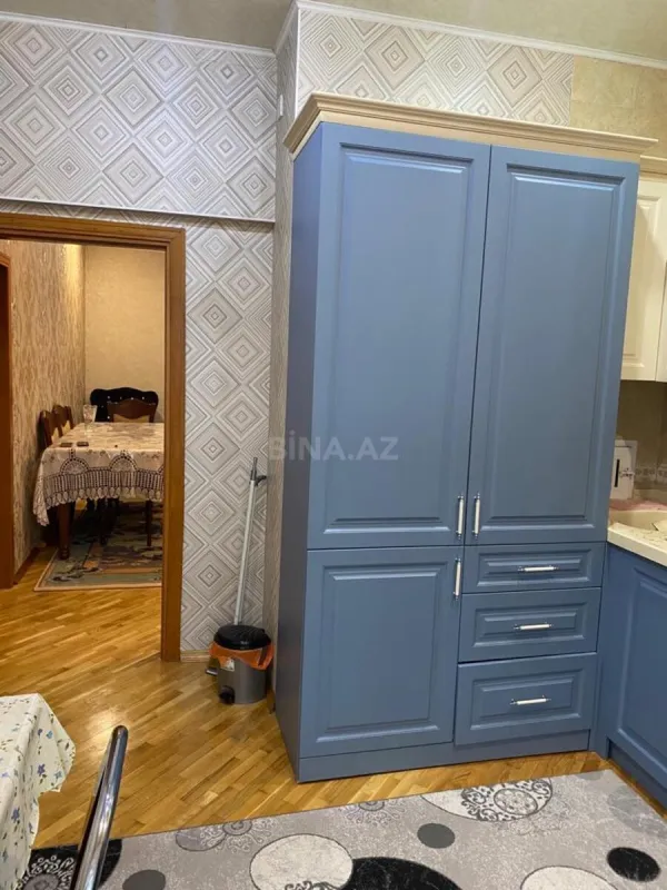 Satılır 3 otaqlı mənzil 110 m²