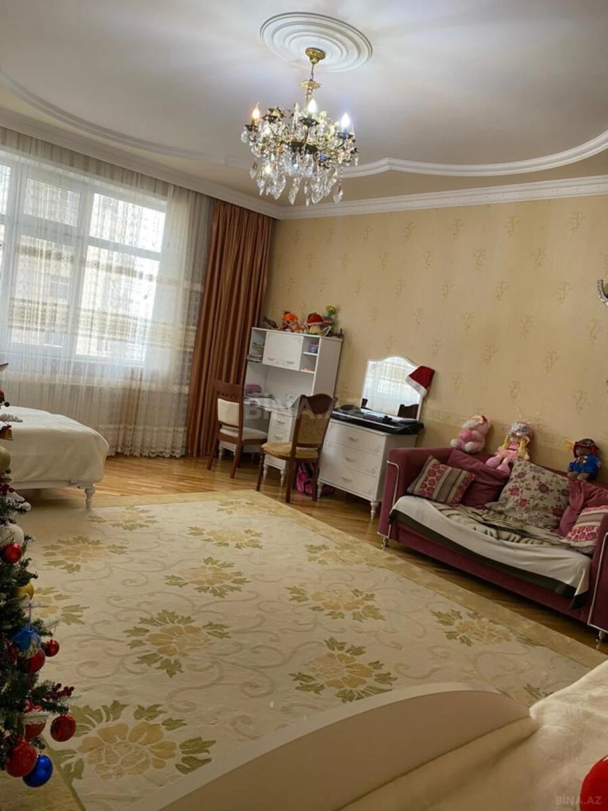 Satılır 3 otaqlı mənzil 110 m²