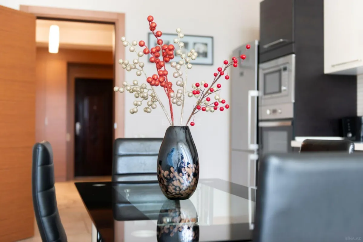 Kirayə verilir 3 otaqlı mənzil 170 m²