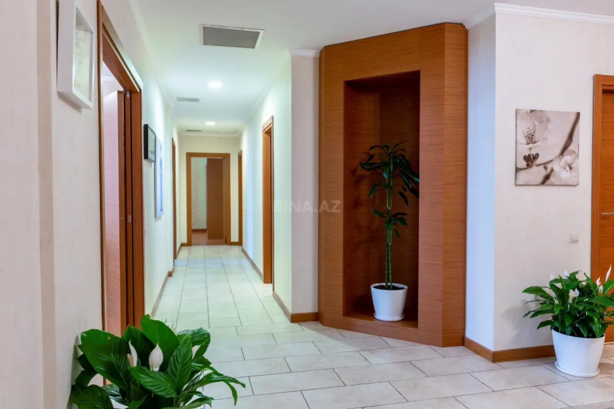 Kirayə verilir 3 otaqlı mənzil 170 m²