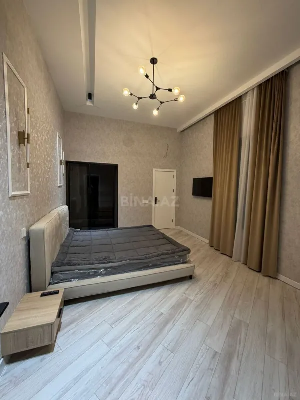 Satılır 4 otaqlı həyət evi 180 m²