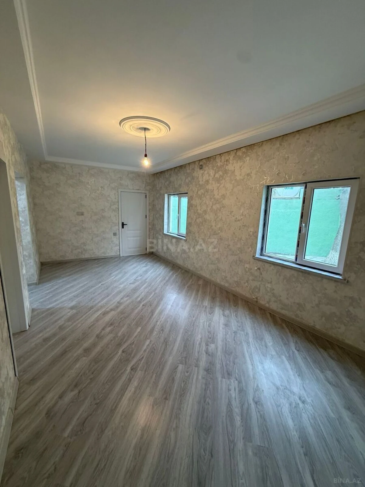 Satılır 3 otaqlı həyət evi 105 m²