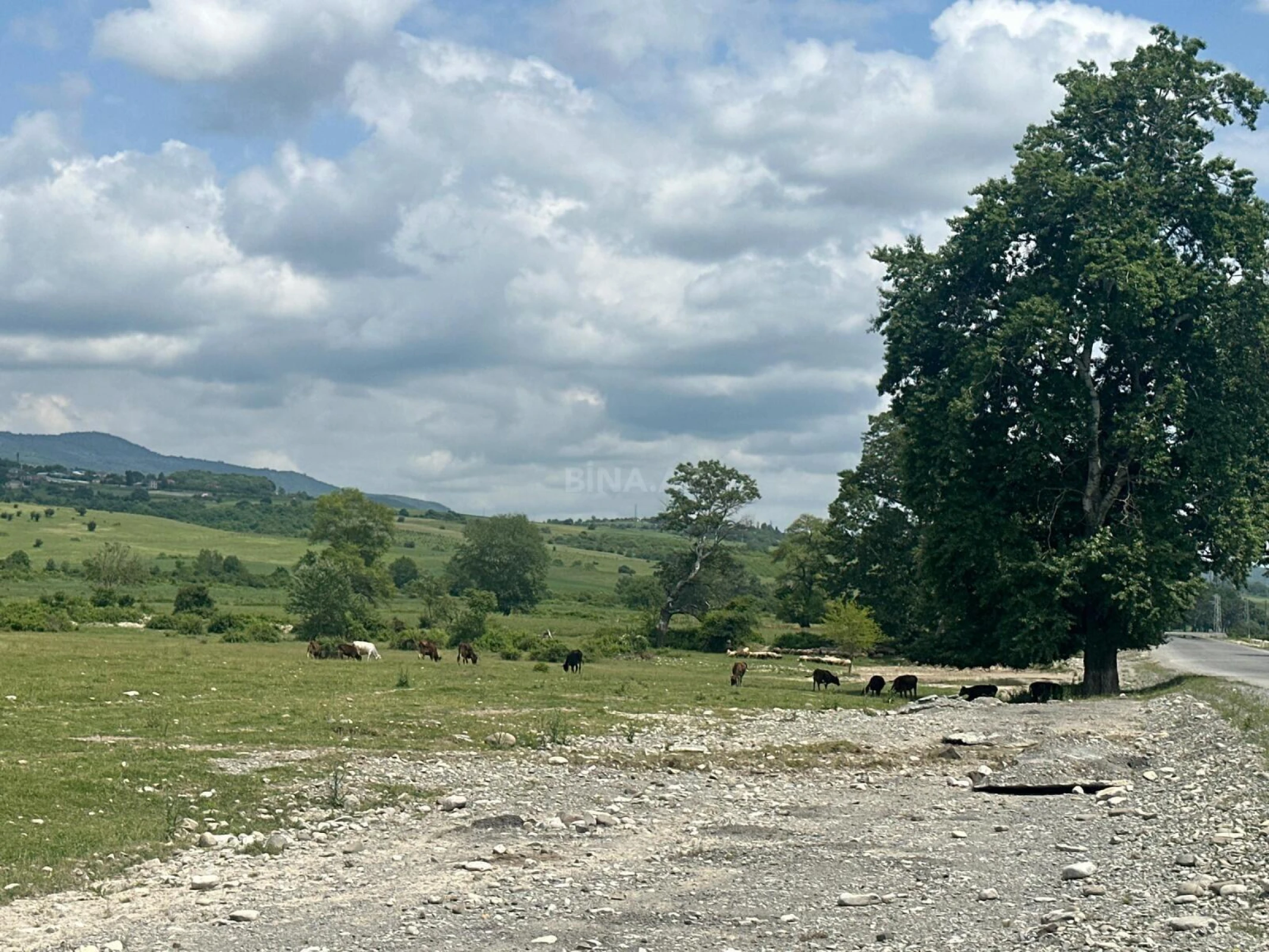 Satılır torpaq sahəsi 400 m²