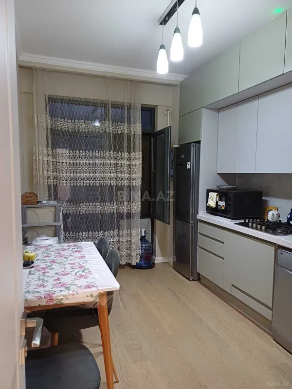 Satılır 3 otaqlı mənzil 85 m²