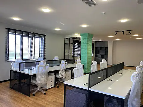 Kirayə verilir 8 otaqlı ofis 190 m²