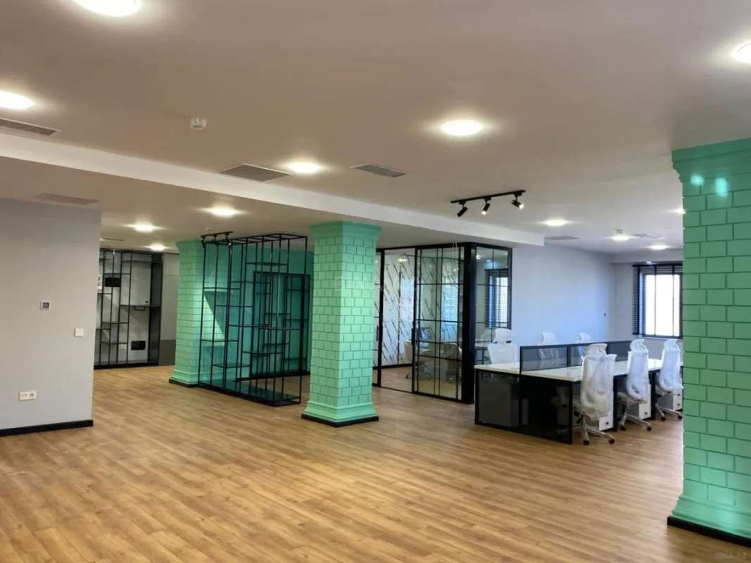 Kirayə verilir 8 otaqlı ofis 190 m²