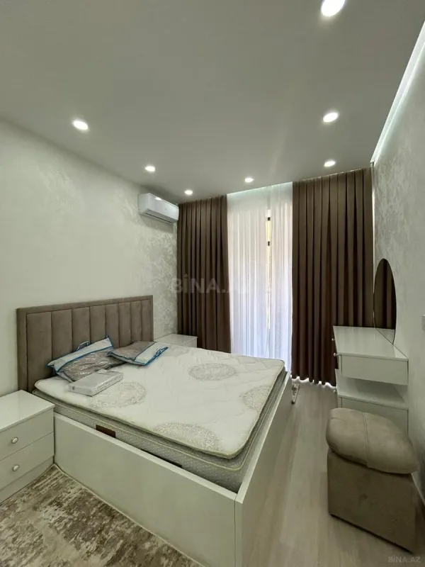 Kirayə verilir 2 otaqlı mənzil 70 m²