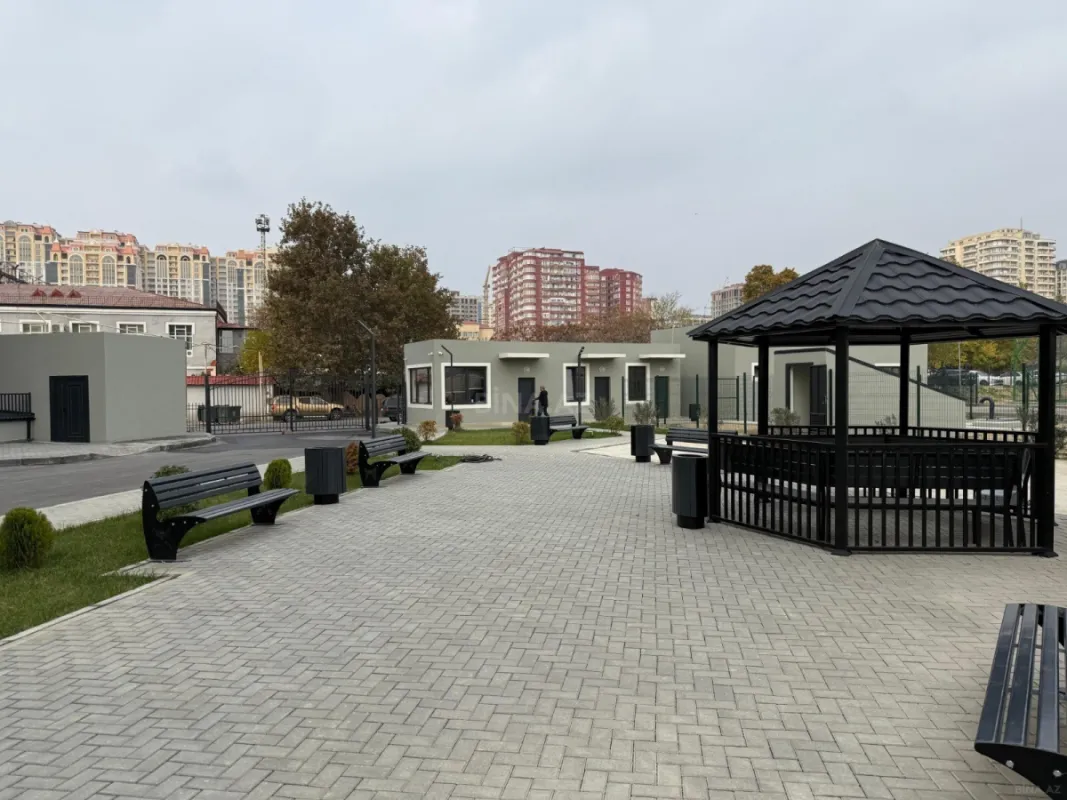 Satılır 3 otaqlı mənzil 118 m²