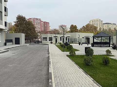 Satılır 3 otaqlı mənzil 118 m²