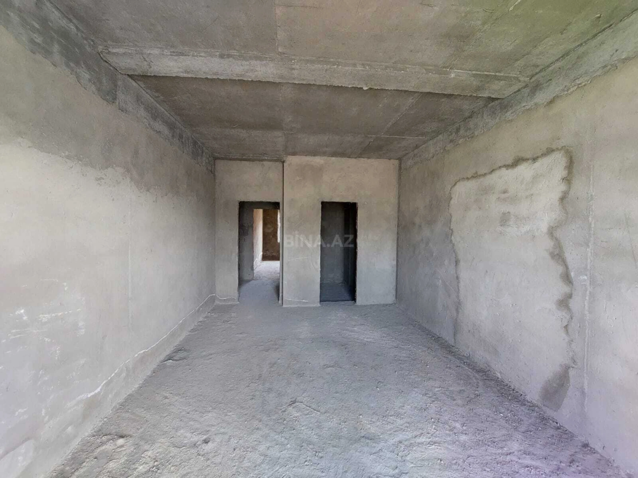 Satılır 3 otaqlı mənzil 163 m²