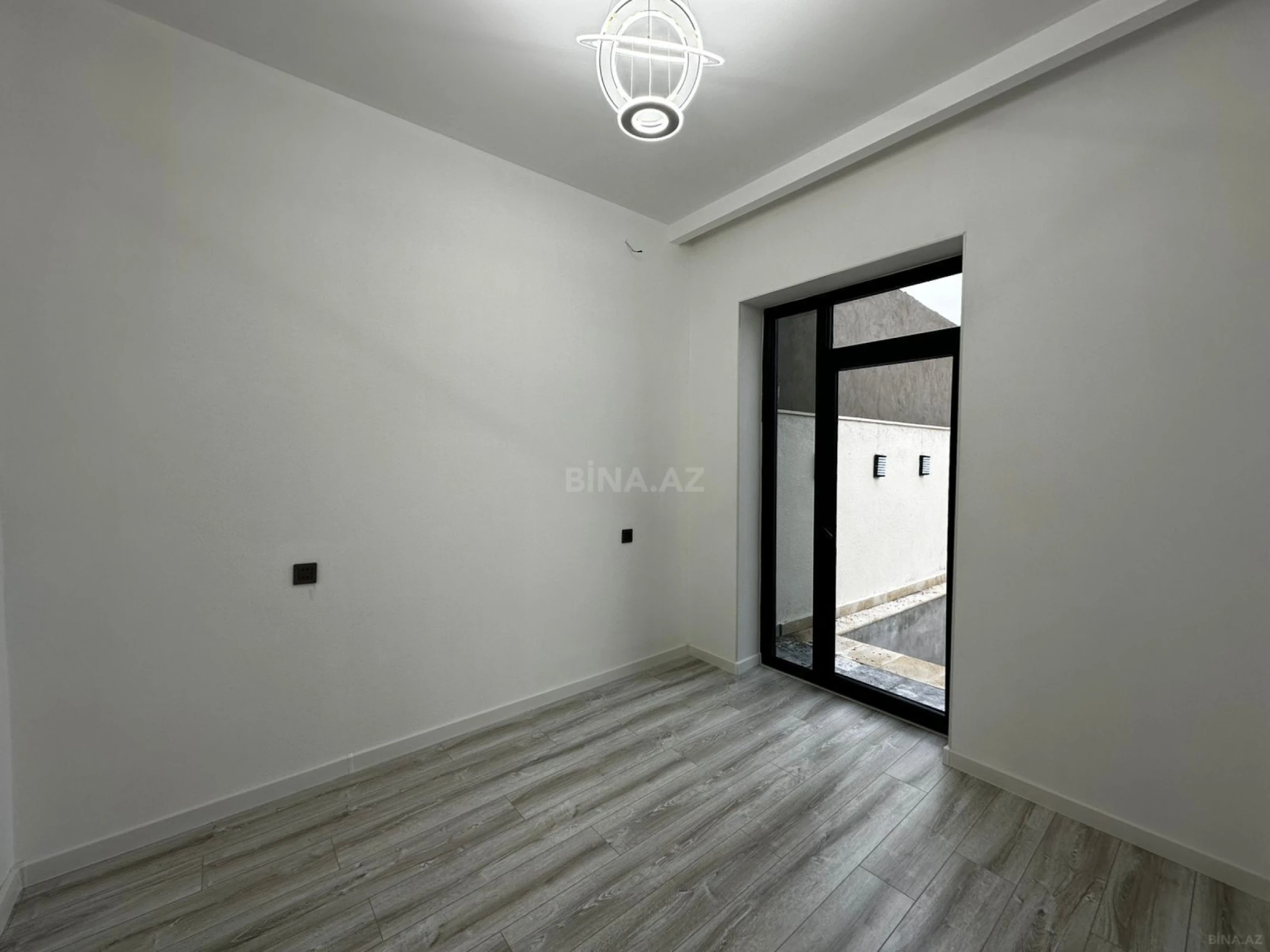 Satılır 4 otaqlı həyət evi 110 m²
