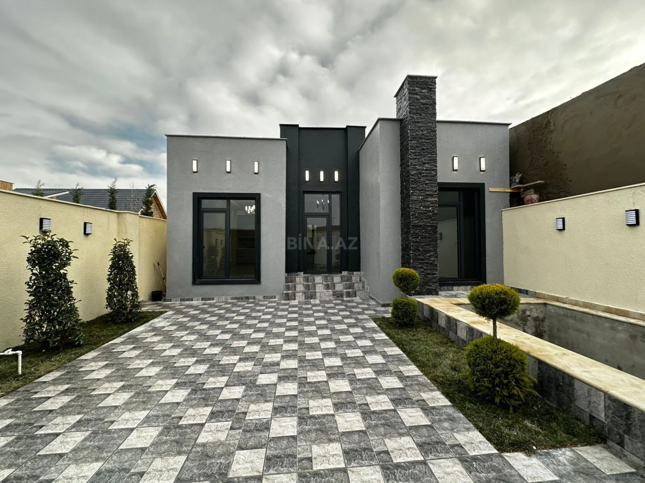 Satılır 4 otaqlı həyət evi 110 m²