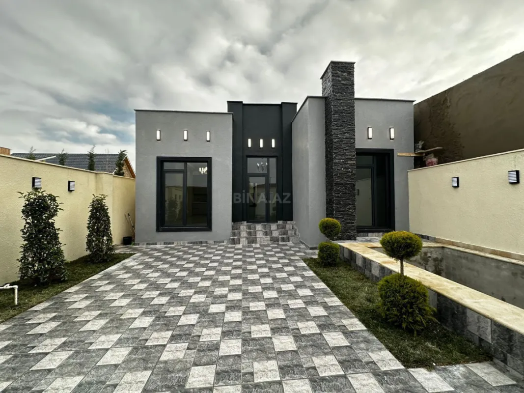 Satılır 4 otaqlı həyət evi 110 m²