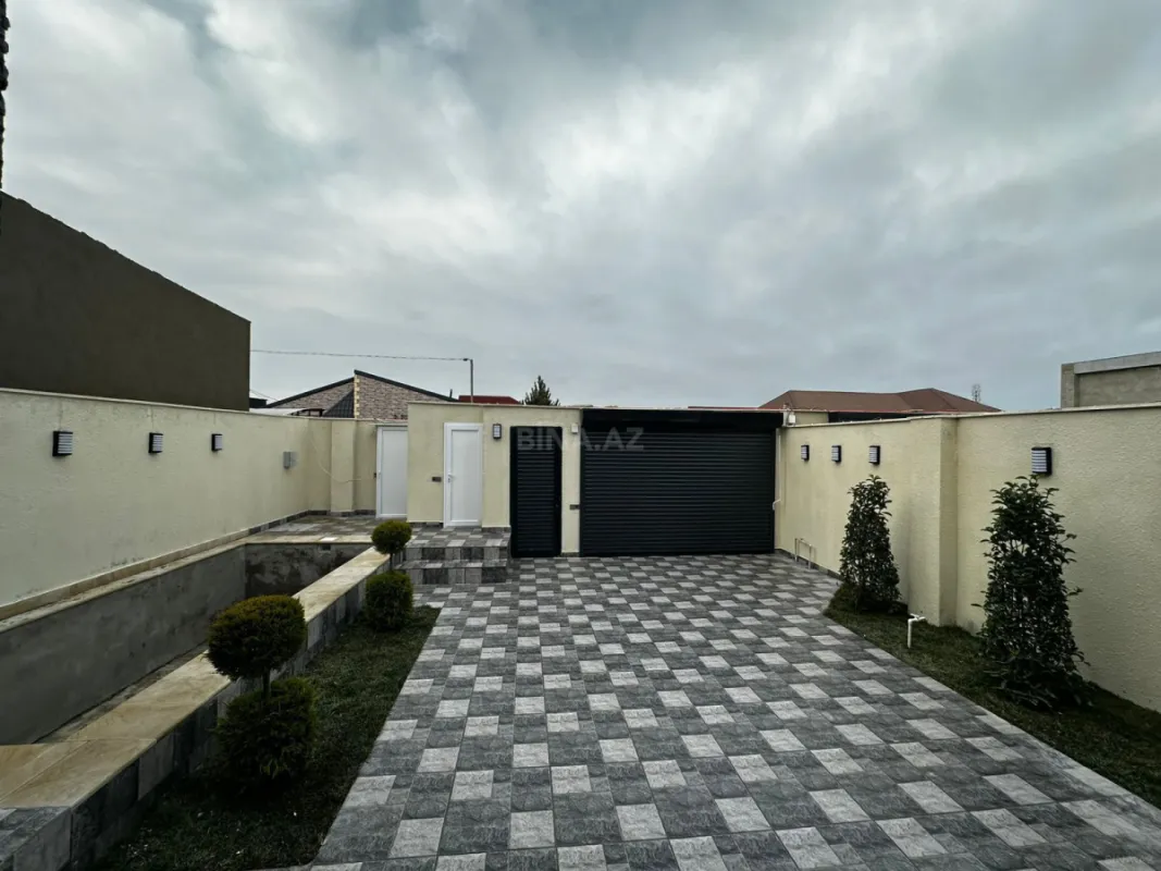 Satılır 4 otaqlı həyət evi 110 m²