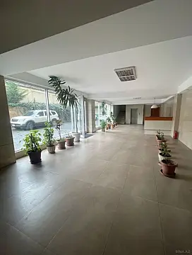 Satılır 4 otaqlı mənzil 251 m²