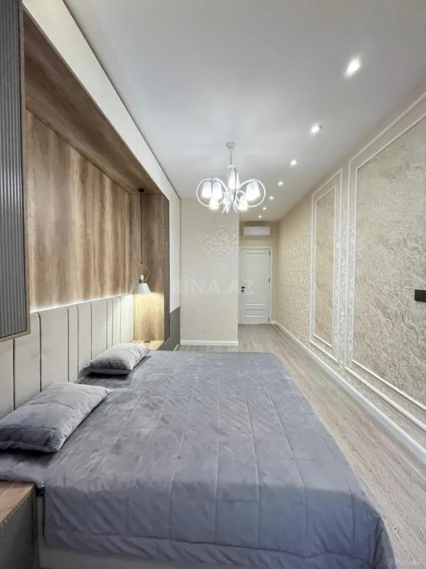 Satılır 3 otaqlı mənzil 104 m²