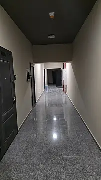 Satılır 2 otaqlı mənzil 75 m²