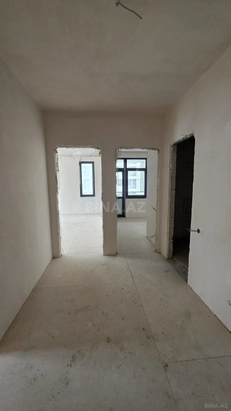 Satılır 2 otaqlı mənzil 75 m²