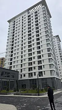 Satılır 2 otaqlı mənzil 75 m²
